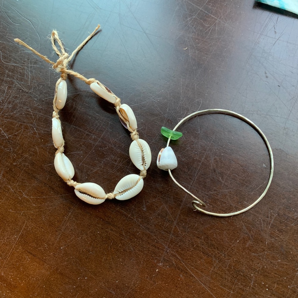 Beach bracelets bundle (wave & coffee bean shell)